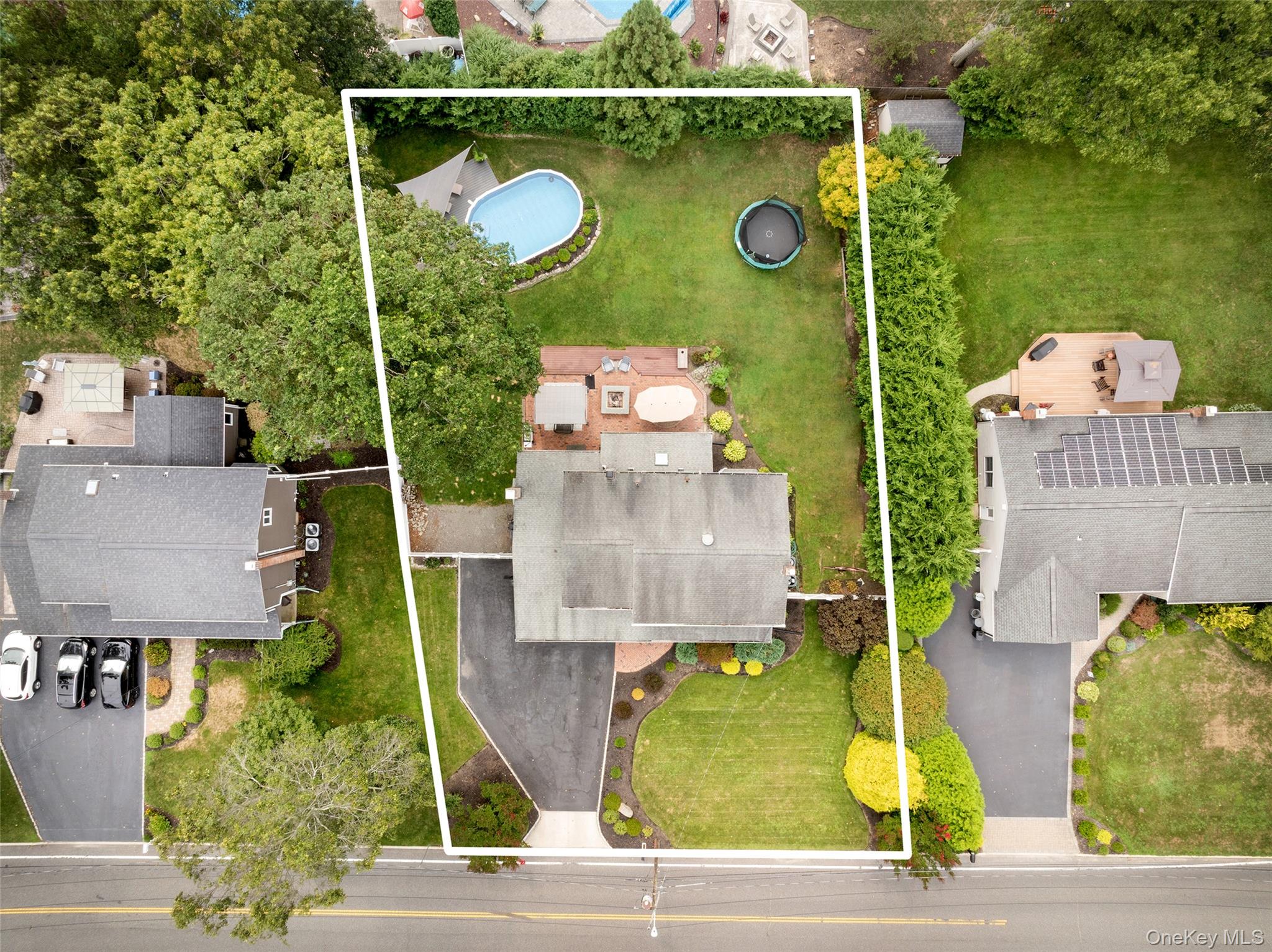 8 Miller Avenue, Shoreham, NY 11786