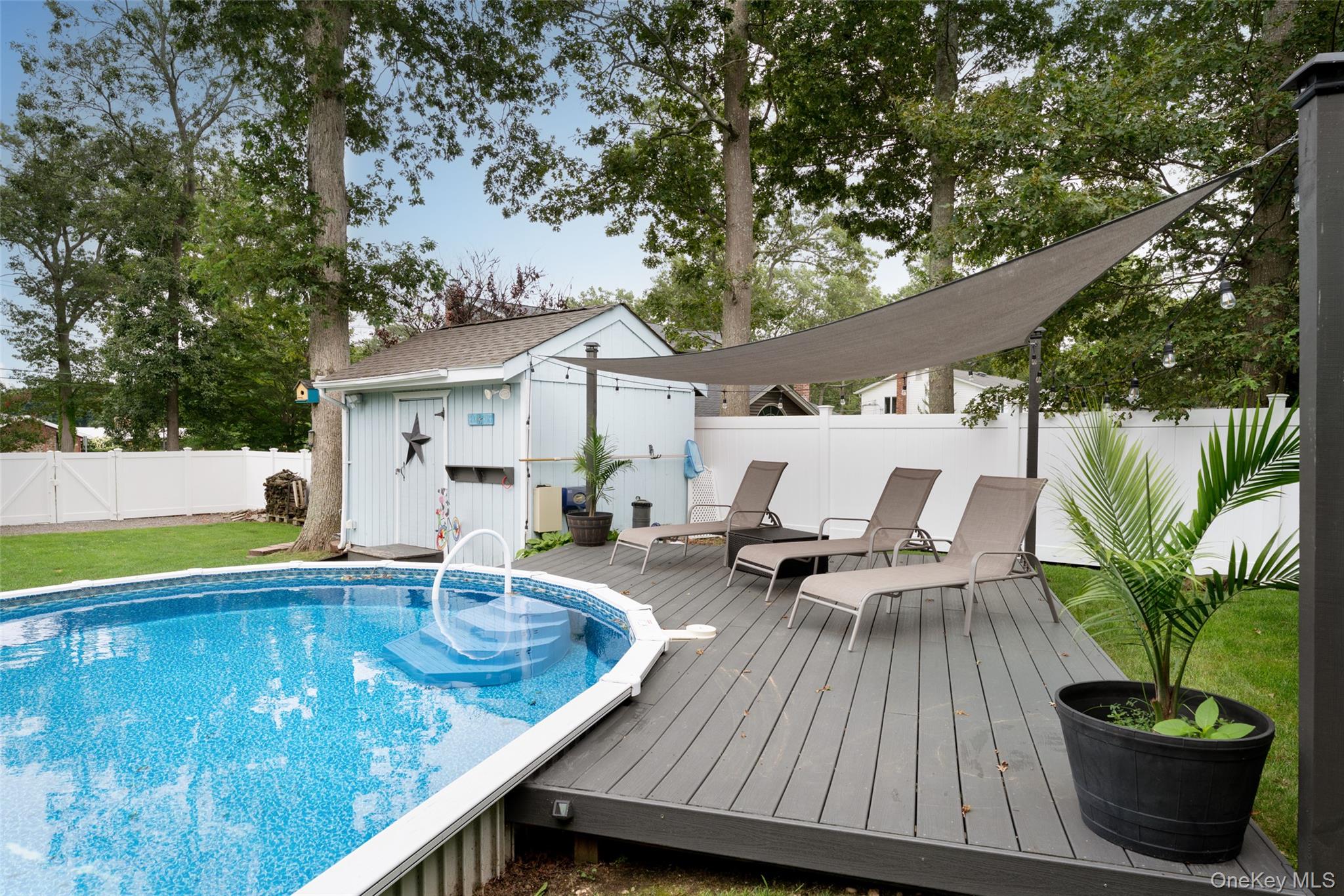 8 Miller Avenue, Shoreham, NY 11786