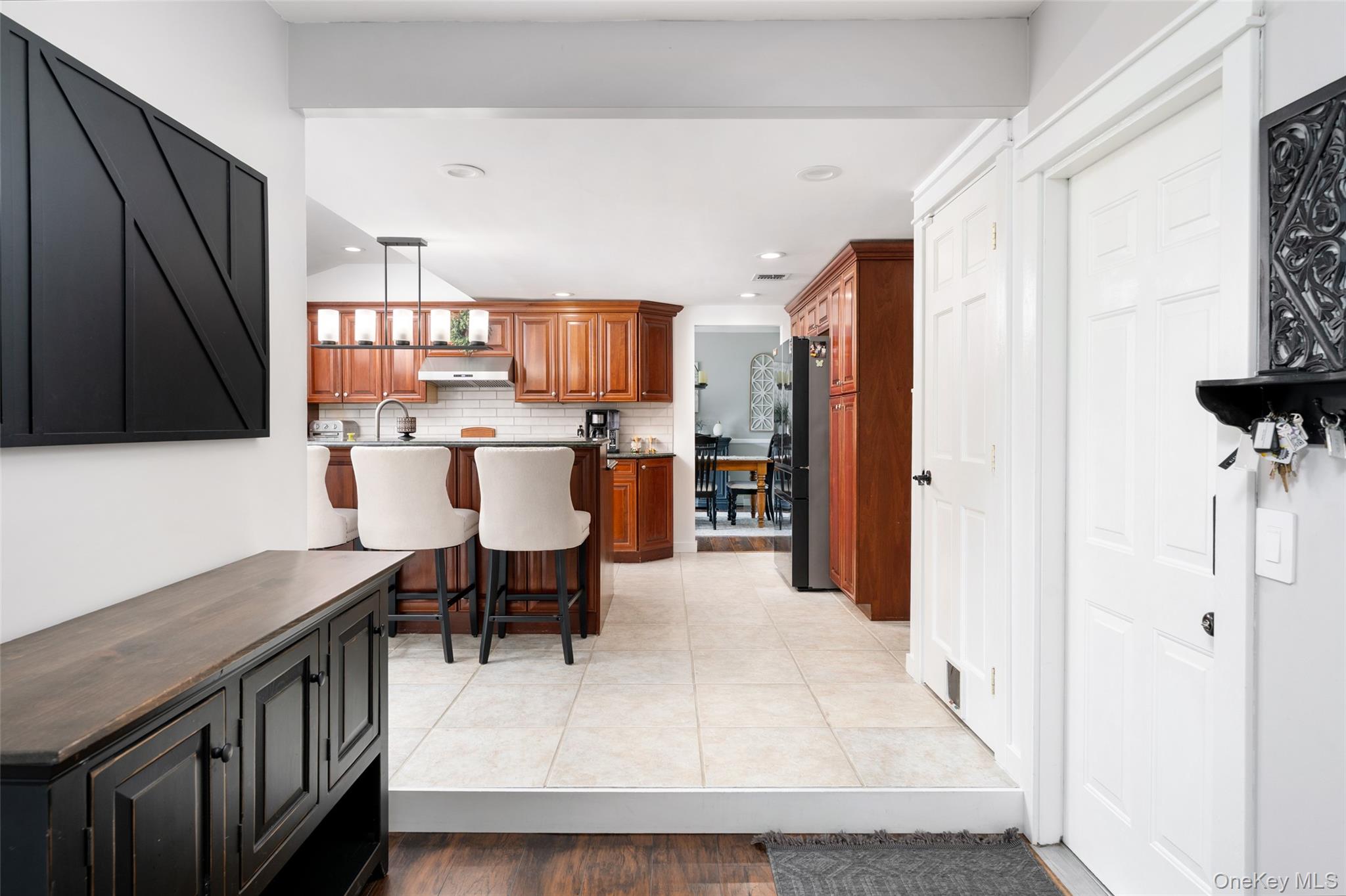 8 Miller Avenue, Shoreham, NY 11786