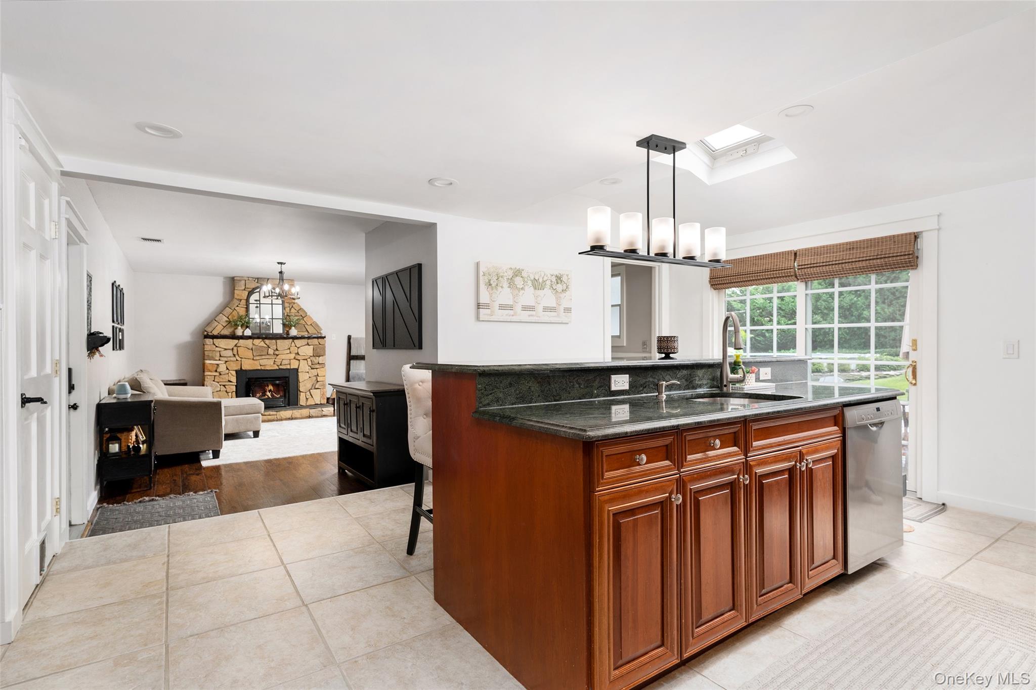 8 Miller Avenue, Shoreham, NY 11786