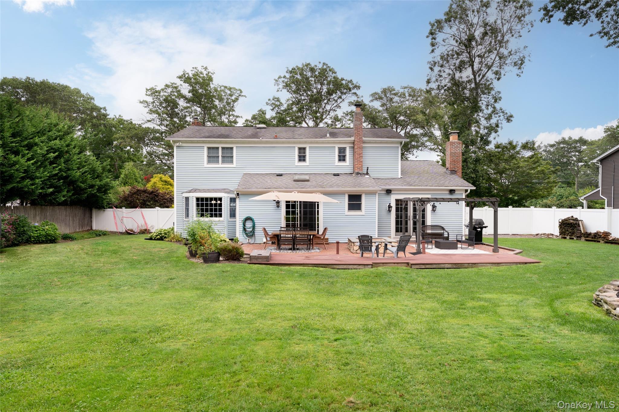 8 Miller Avenue, Shoreham, NY 11786