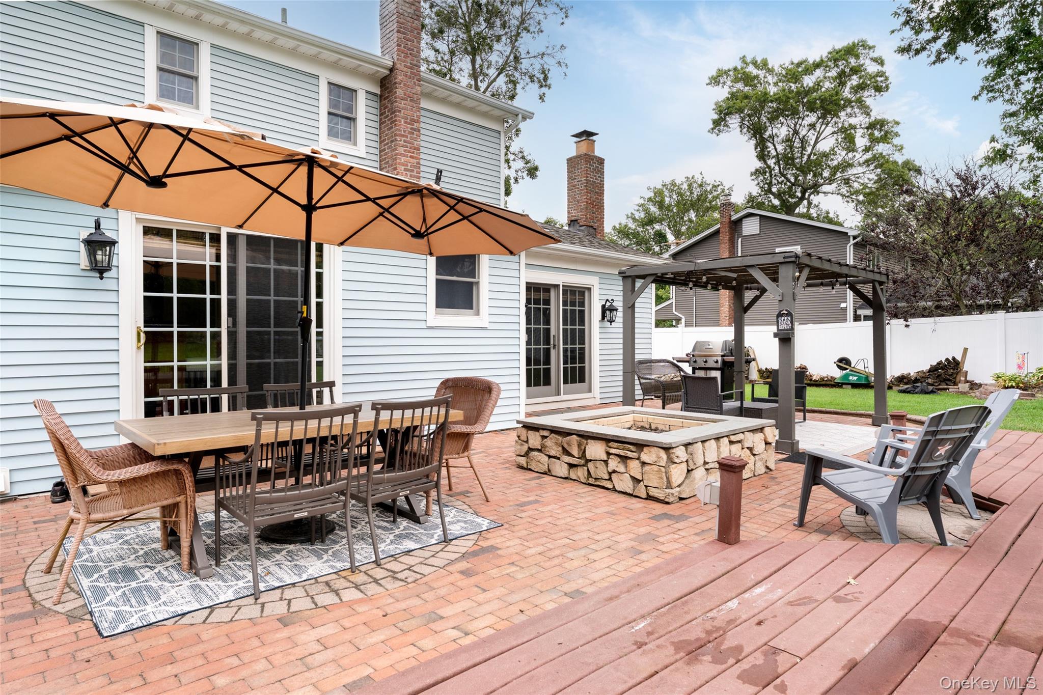 8 Miller Avenue, Shoreham, NY 11786