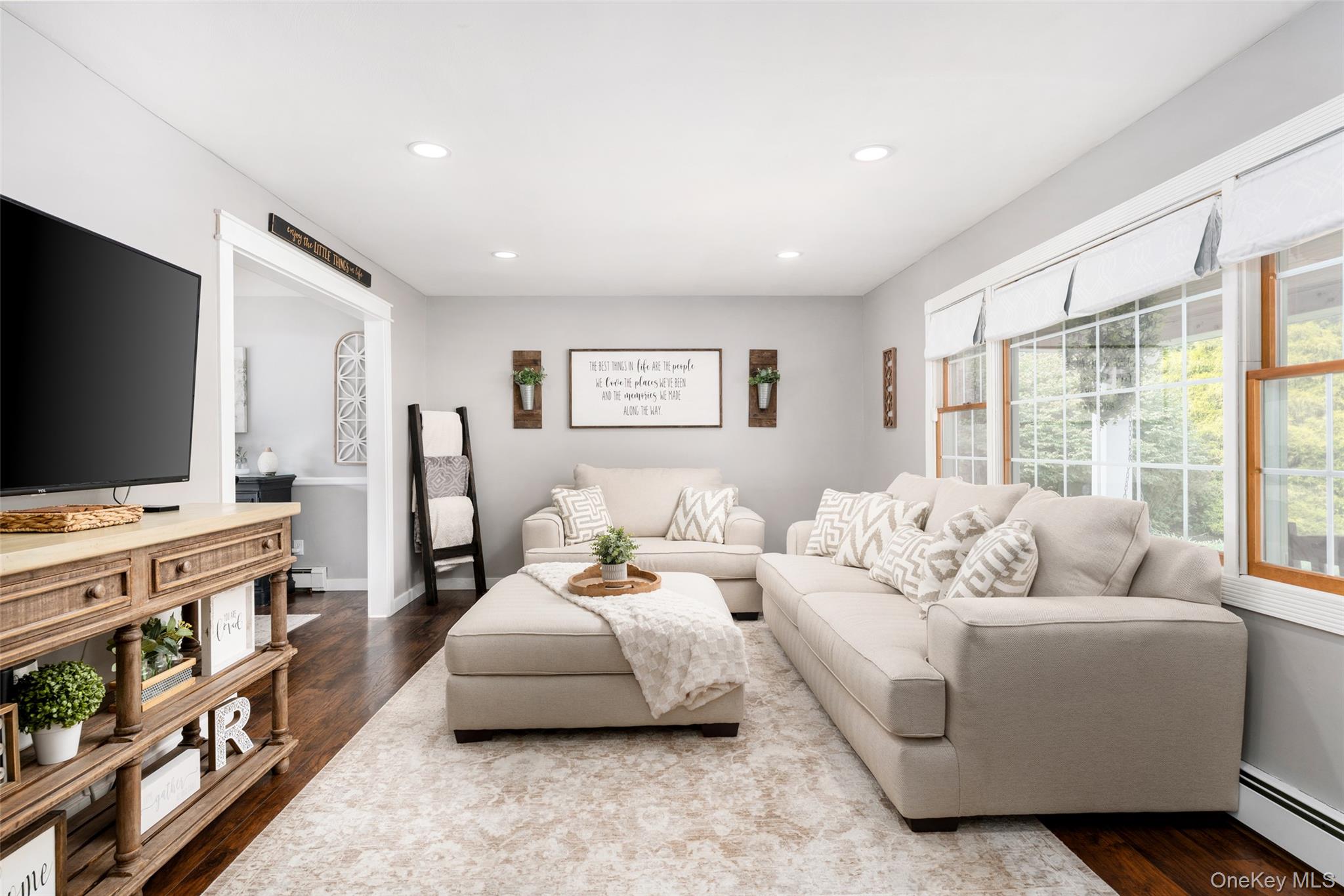 8 Miller Avenue, Shoreham, NY 11786