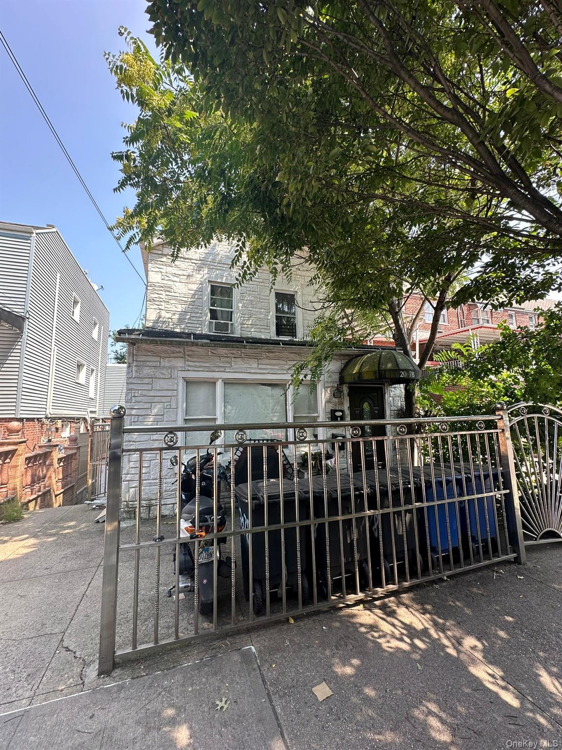 2080 Matthews Avenue, Bronx, NY 10462