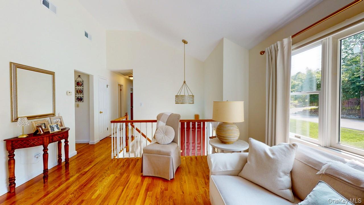 14 Willard Place, Monroe, NY 10950