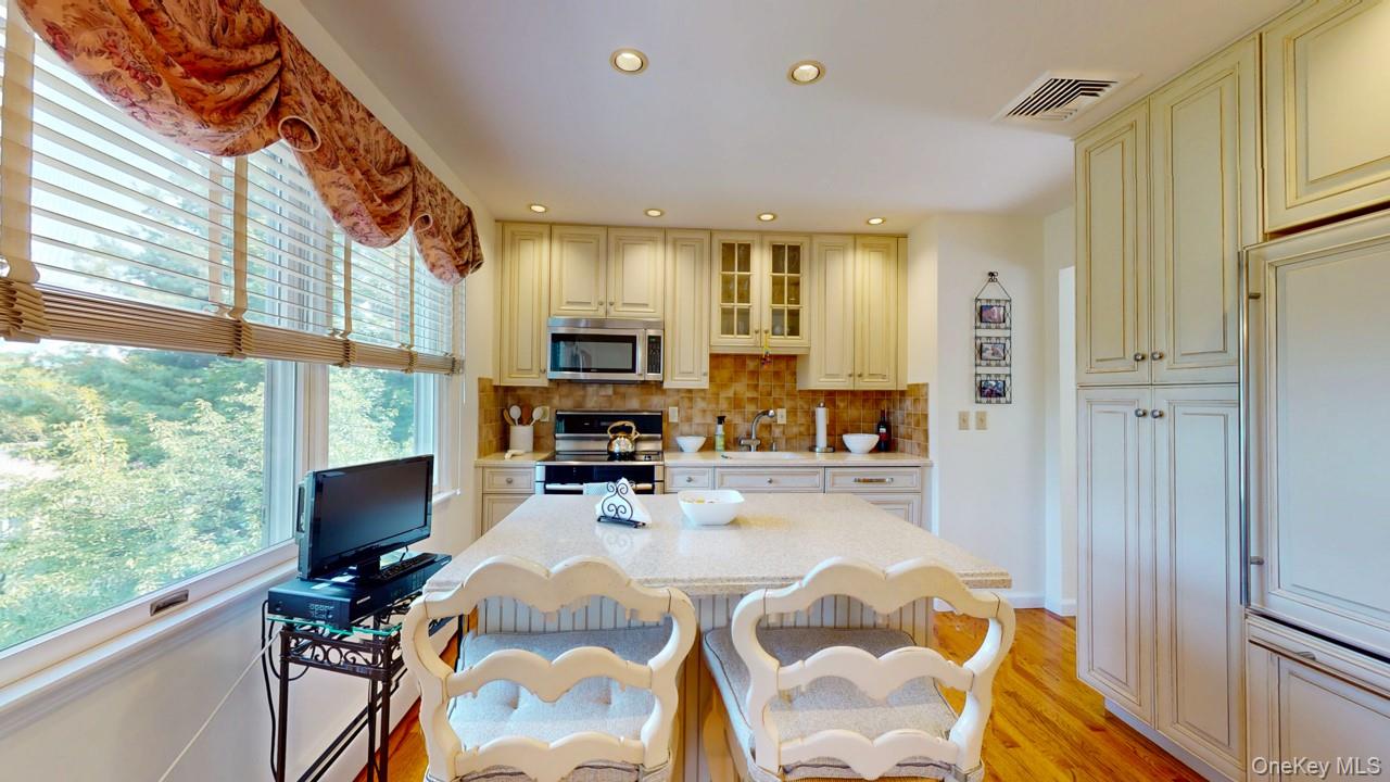 14 Willard Place, Monroe, NY 10950