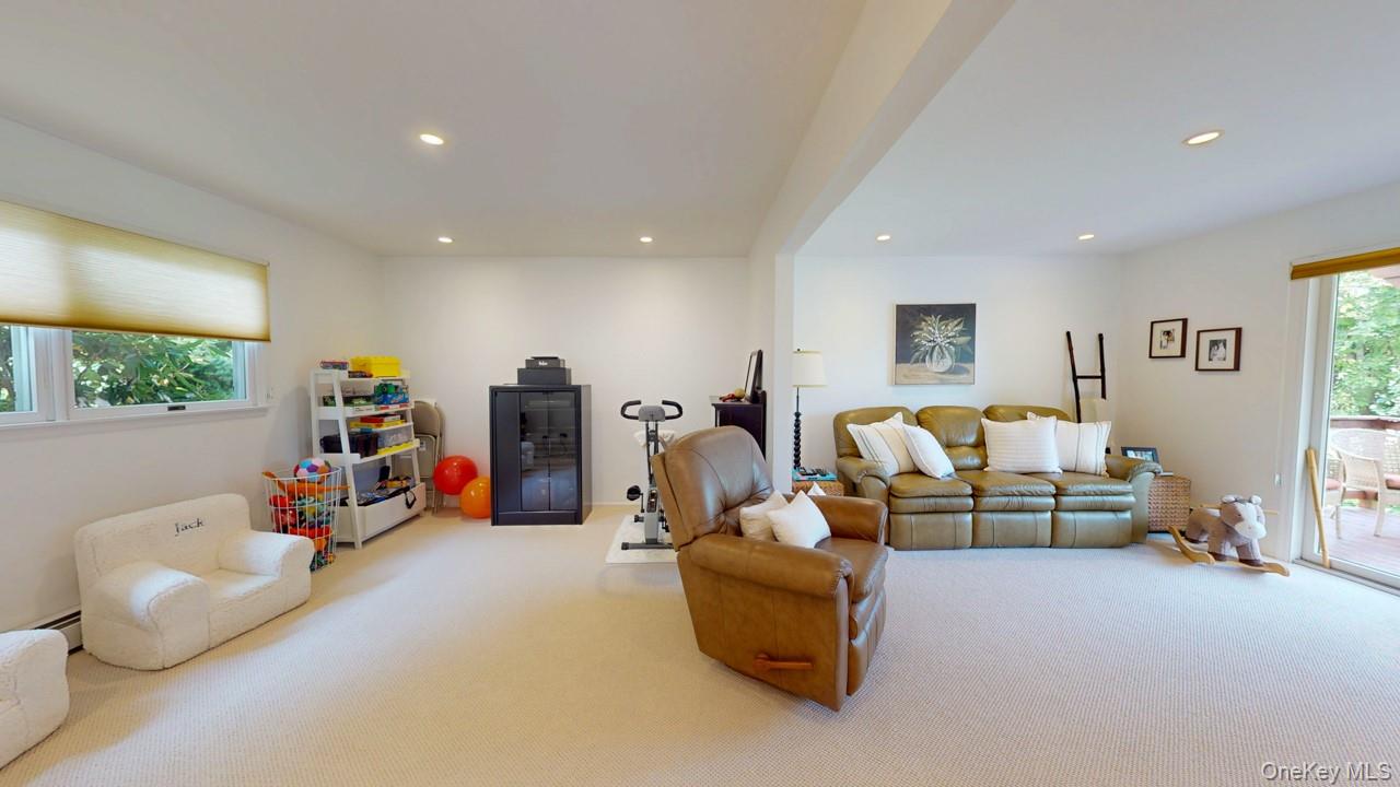 14 Willard Place, Monroe, NY 10950