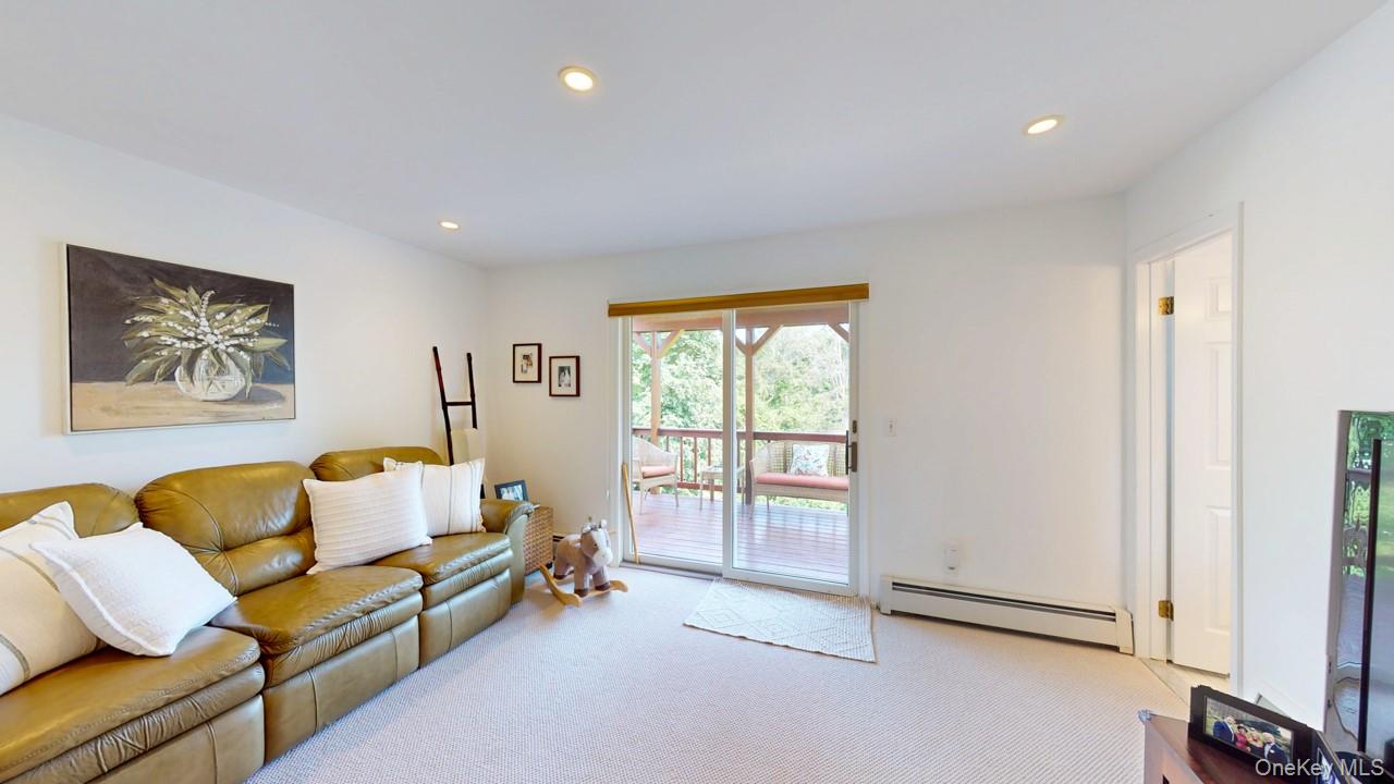 14 Willard Place, Monroe, NY 10950