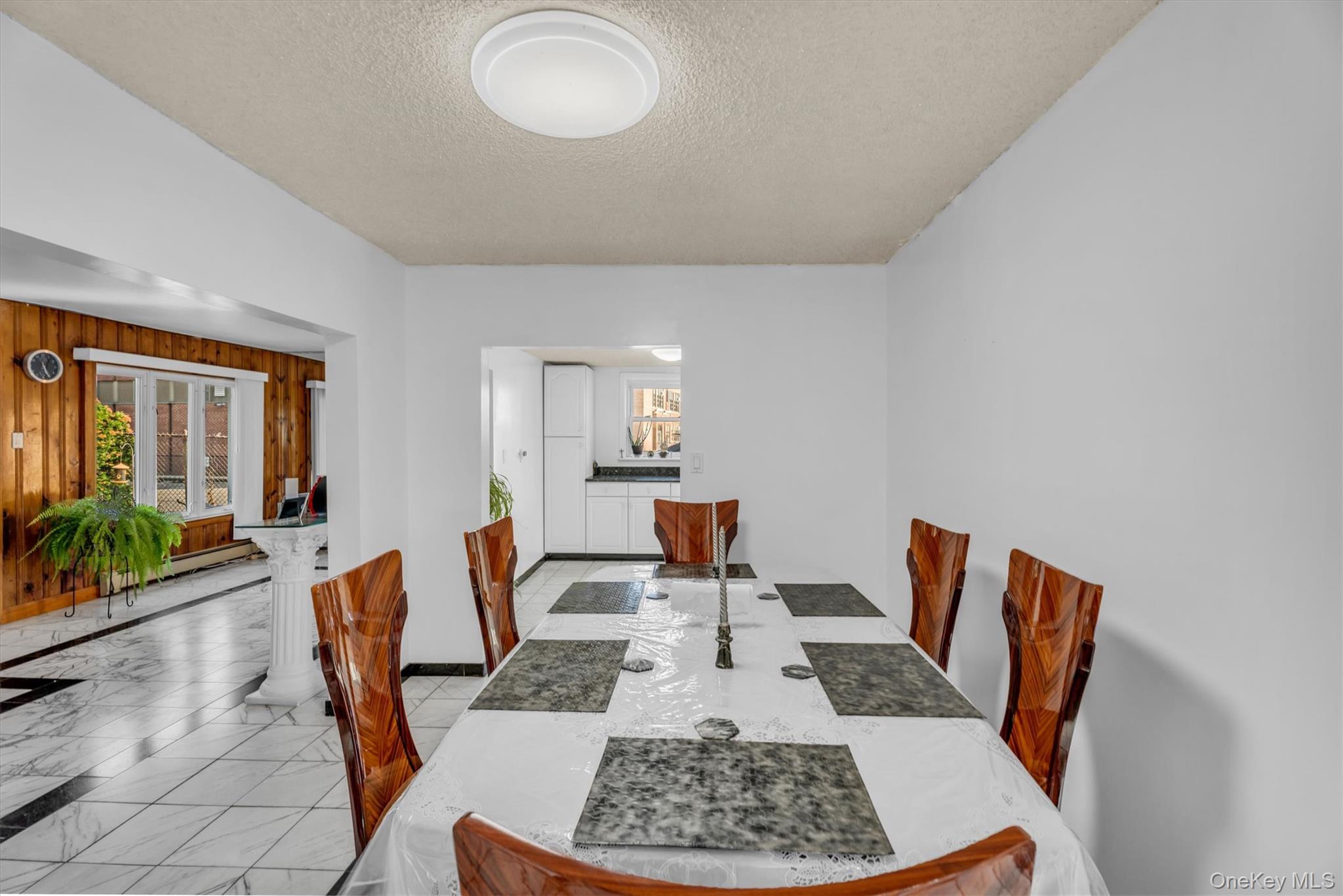 2 Sheridan Street, Valley Stream, NY 11580