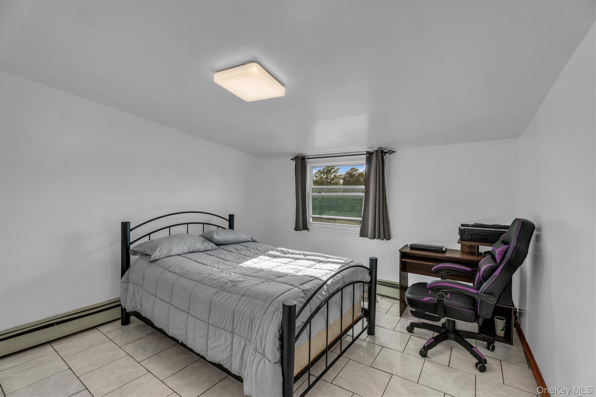 2 Sheridan Street, Valley Stream, NY 11580