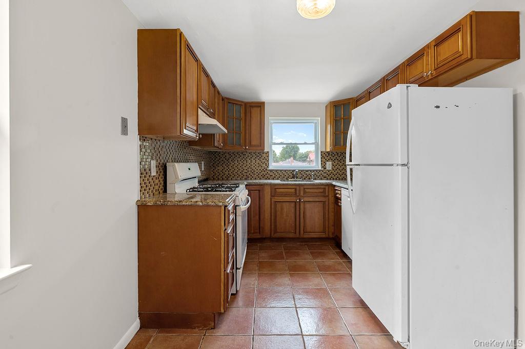 206-18 45th Road, Bayside, NY 11361