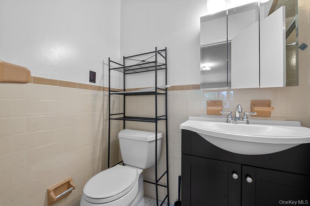 206-18 45th Road, Bayside, NY 11361