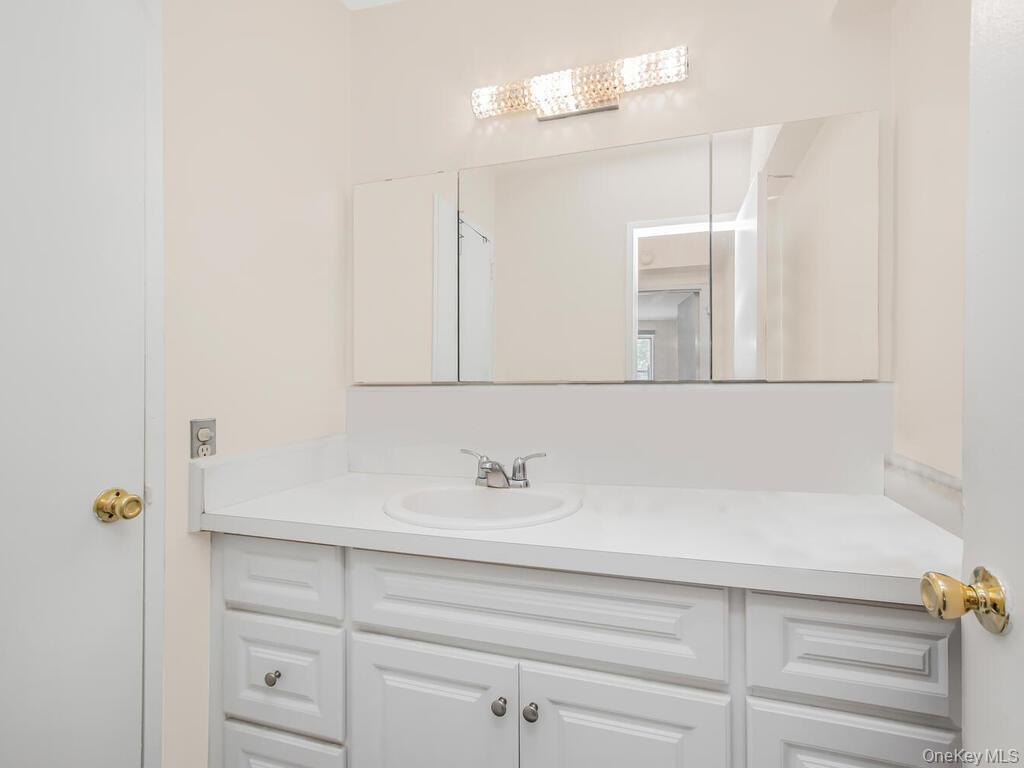 1 Balint Drive # 661, Yonkers, NY 10710