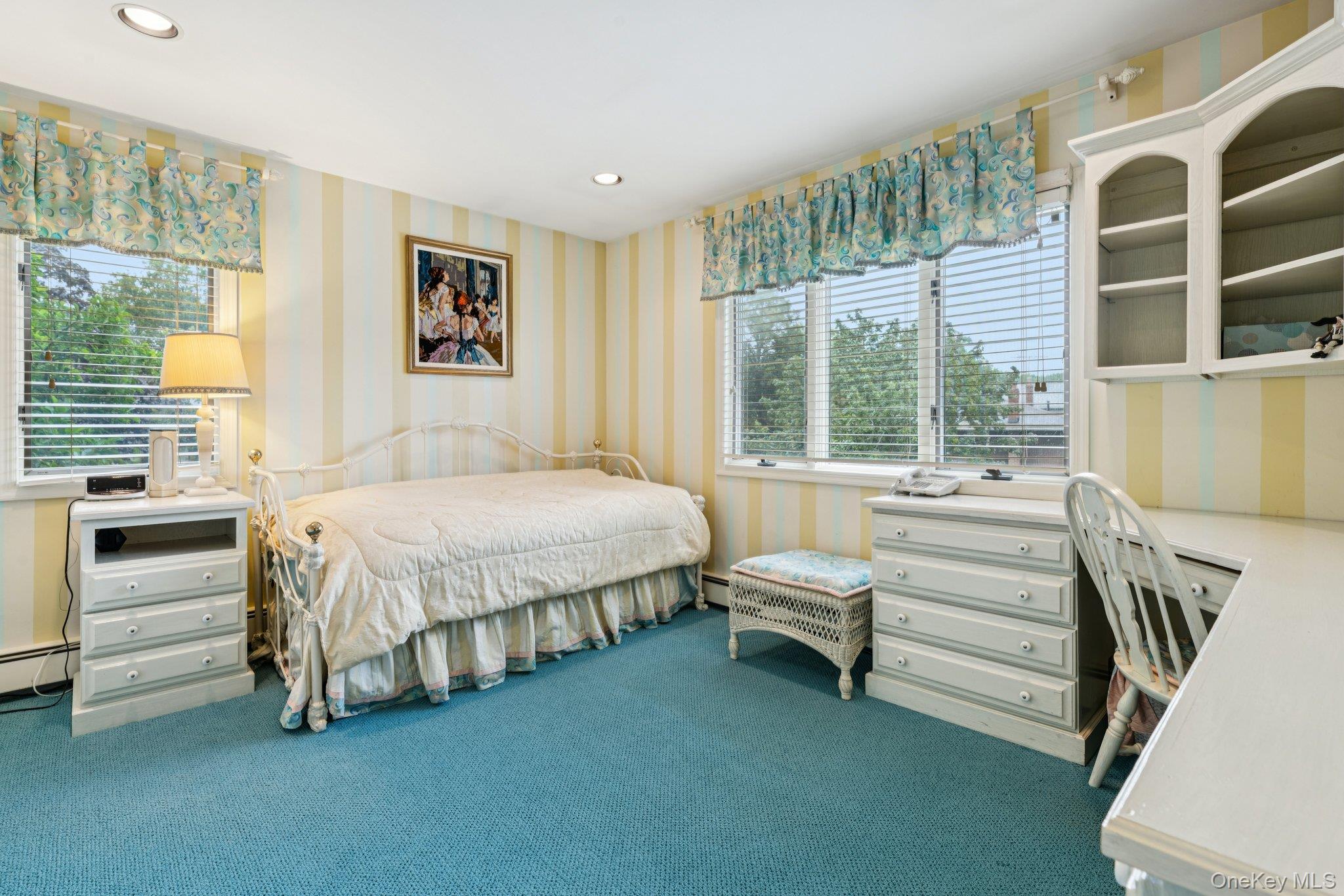 581 Leheigh Lane, Woodmere, NY 11598