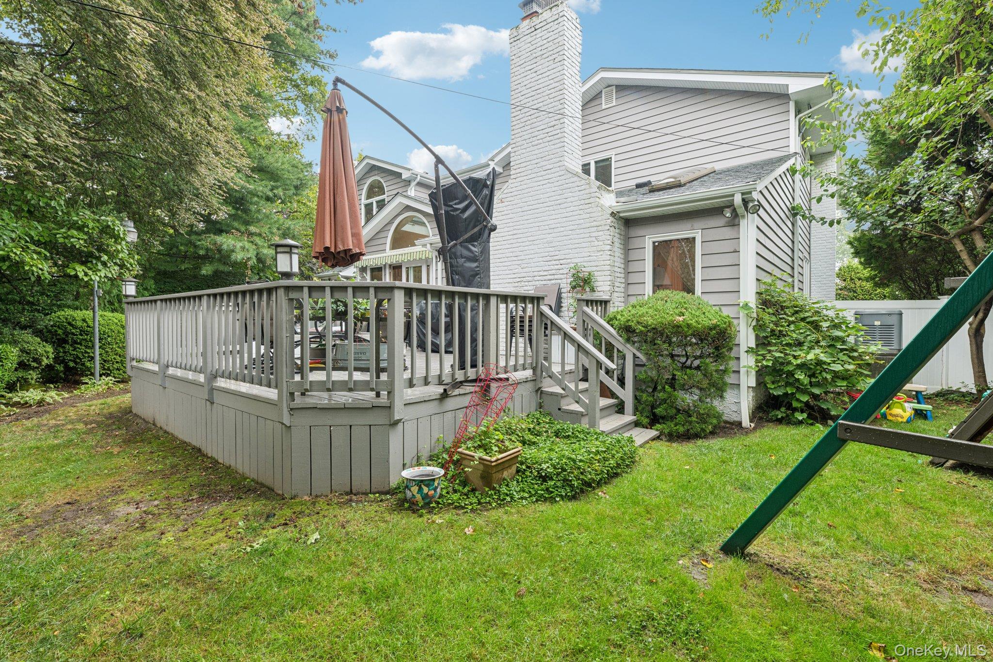 581 Leheigh Lane, Woodmere, NY 11598