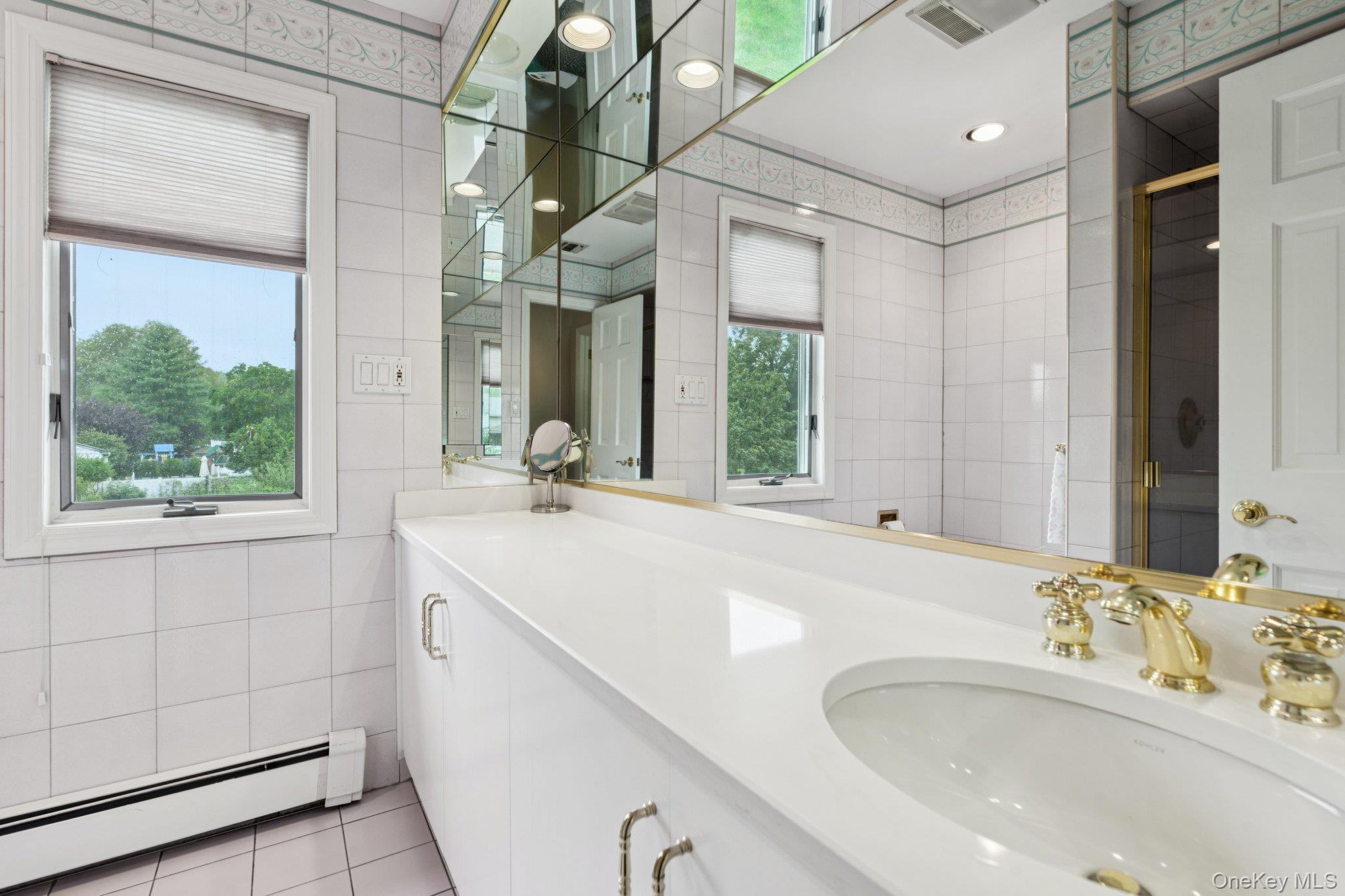 581 Leheigh Lane, Woodmere, NY 11598