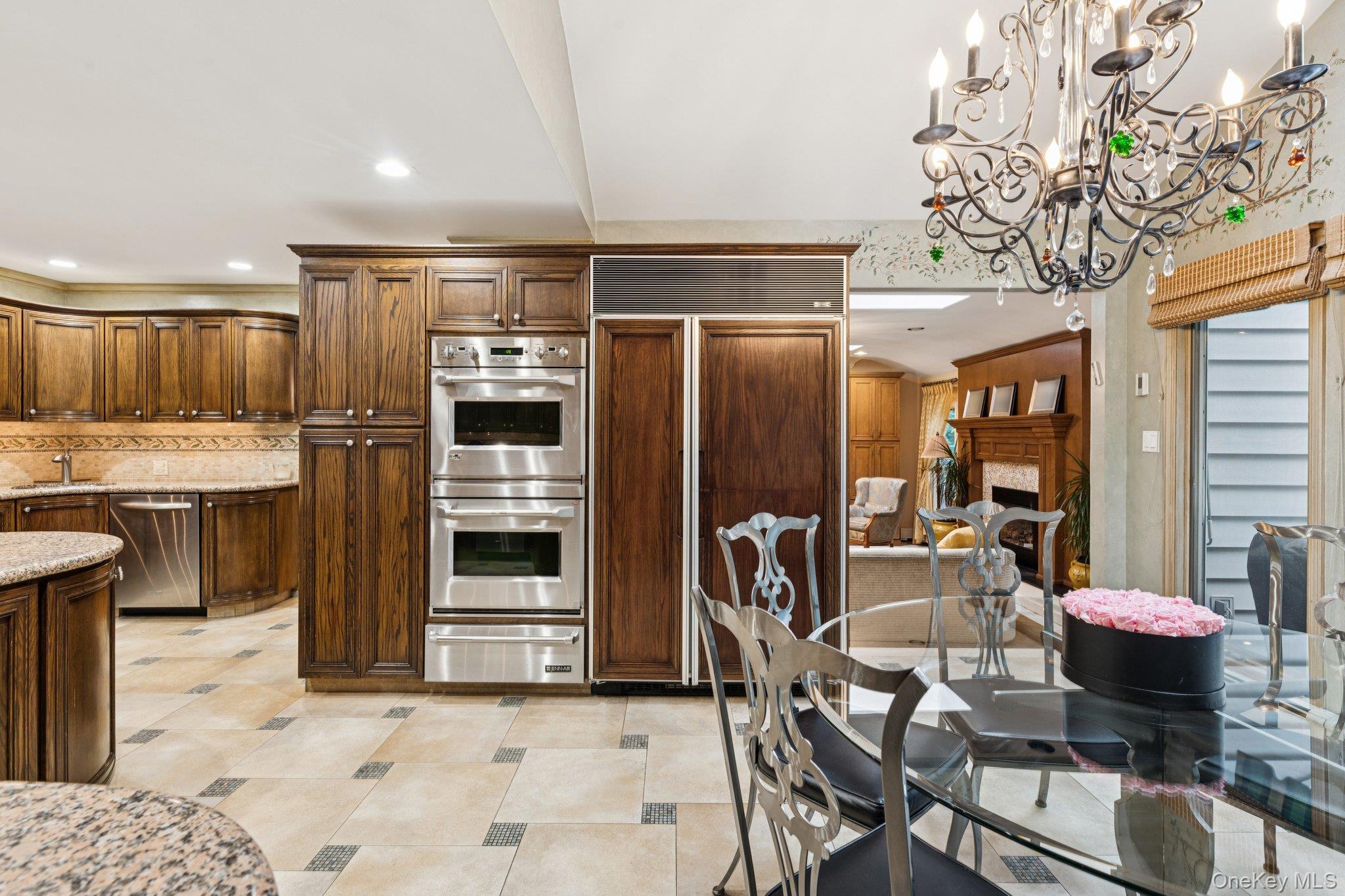 581 Leheigh Lane, Woodmere, NY 11598