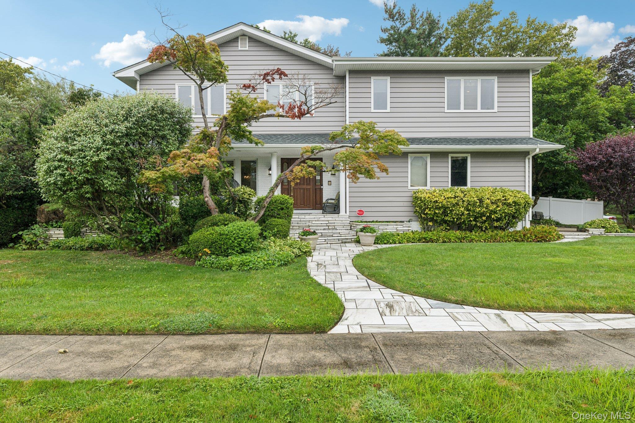 581 Leheigh Lane, Woodmere, NY 11598