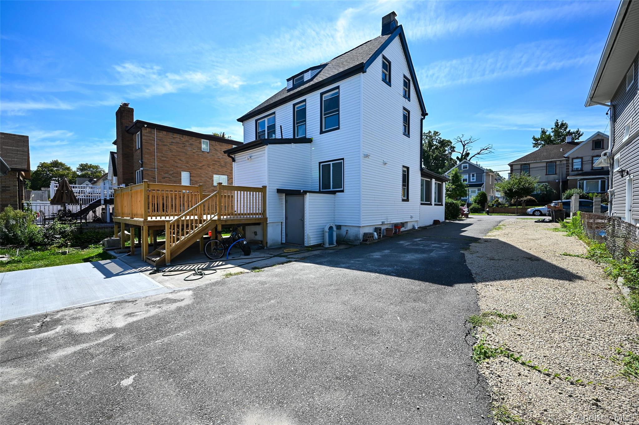 15425 13th Avenue, Whitestone, NY 11357