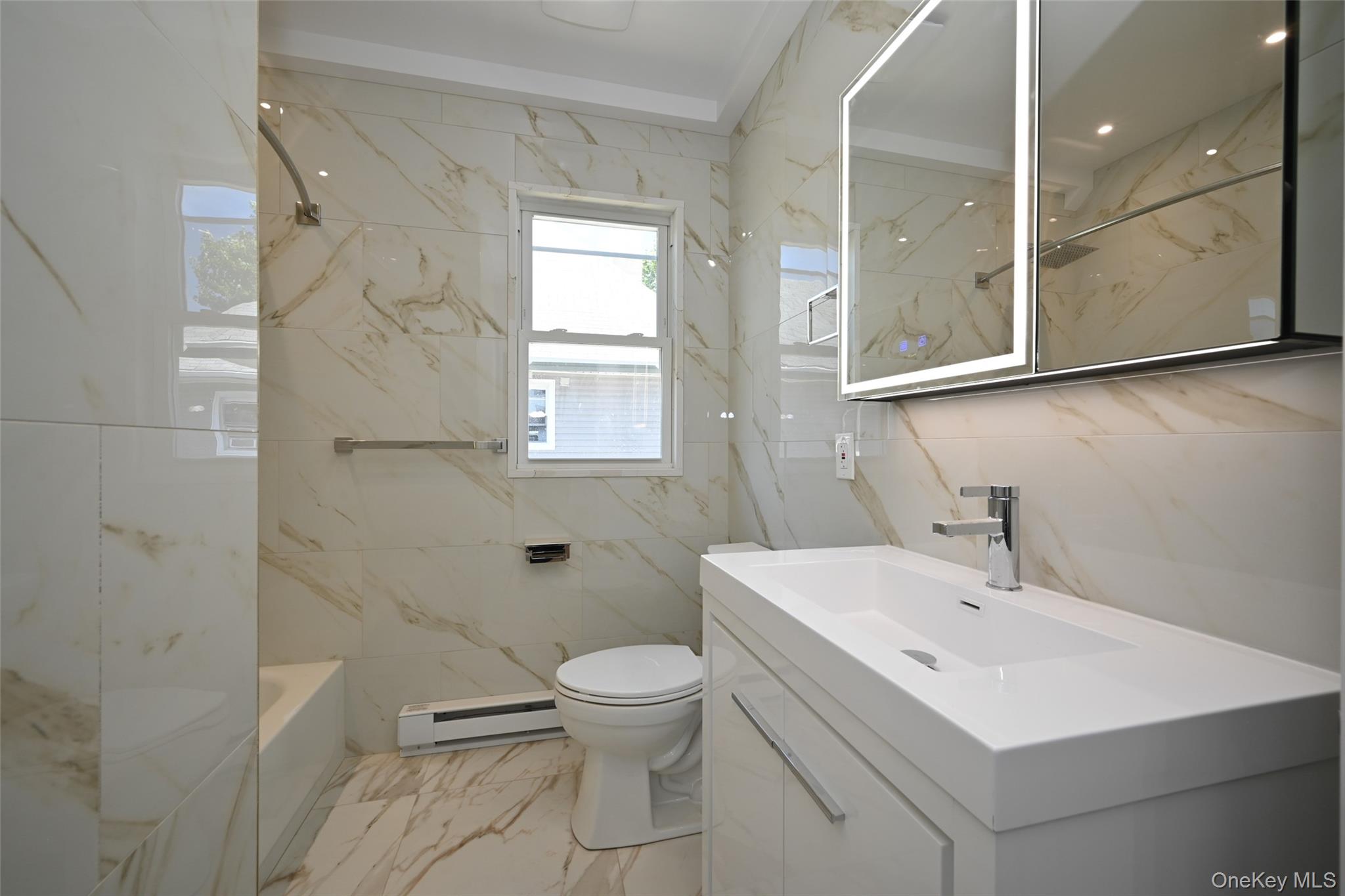 15425 13th Avenue, Whitestone, NY 11357