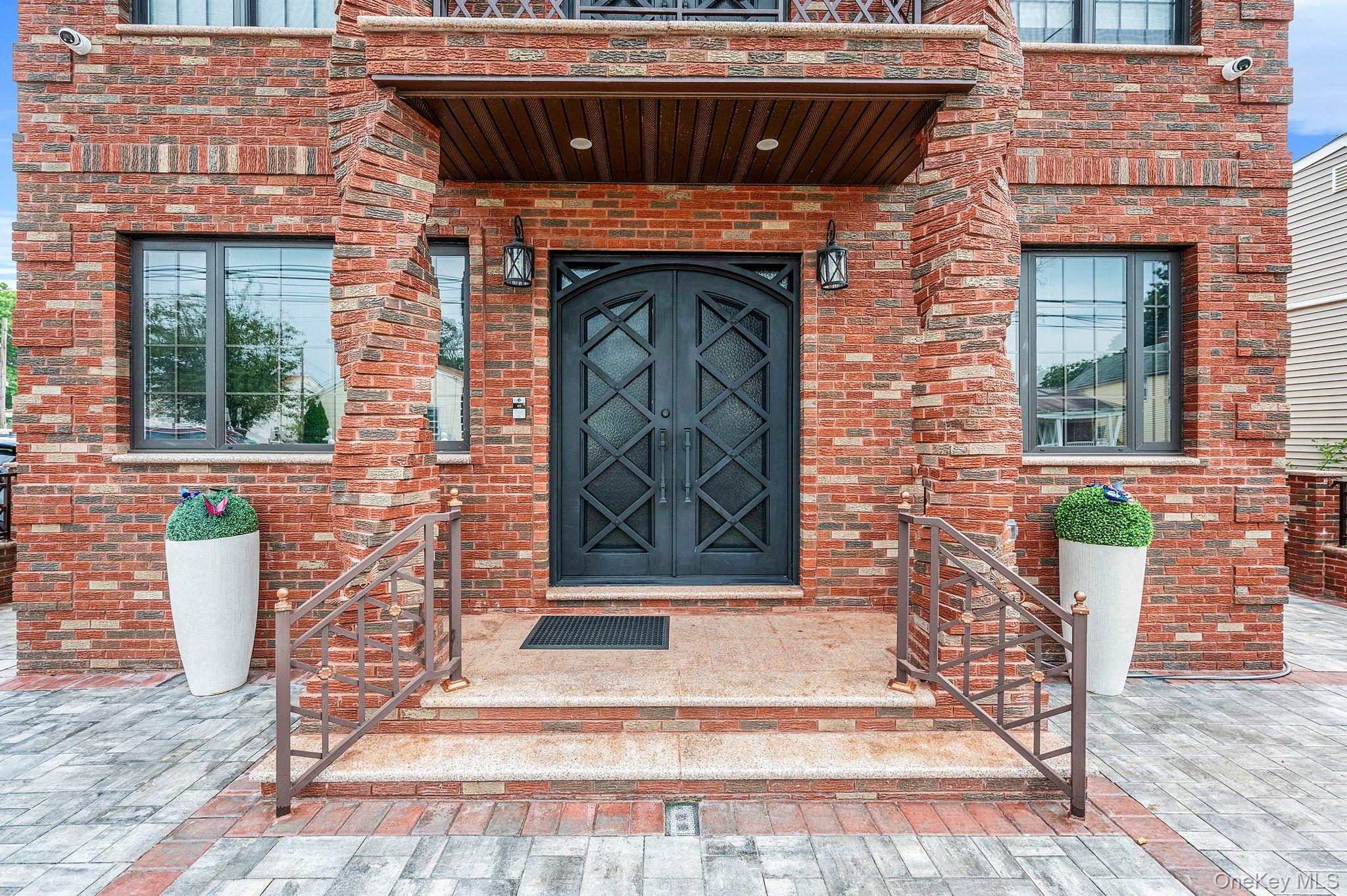 183 Arthur Avenue, Floral Park, NY 11001