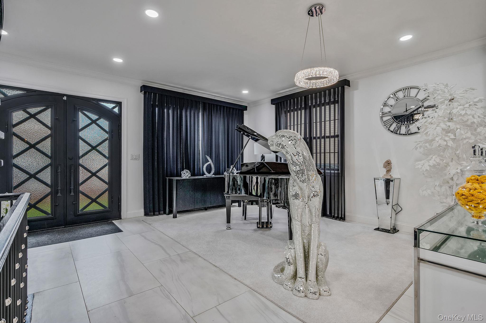 183 Arthur Avenue, Floral Park, NY 11001