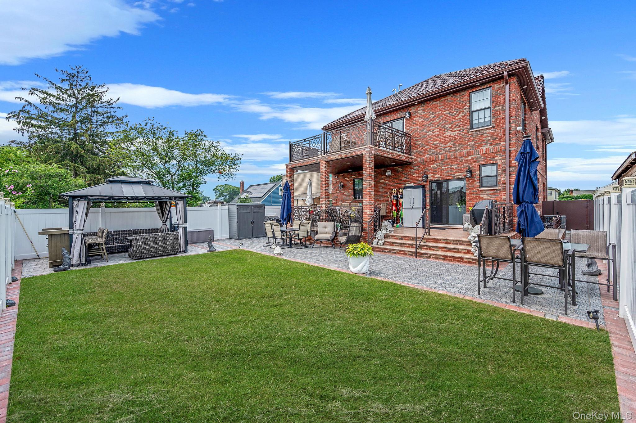 183 Arthur Avenue, Floral Park, NY 11001