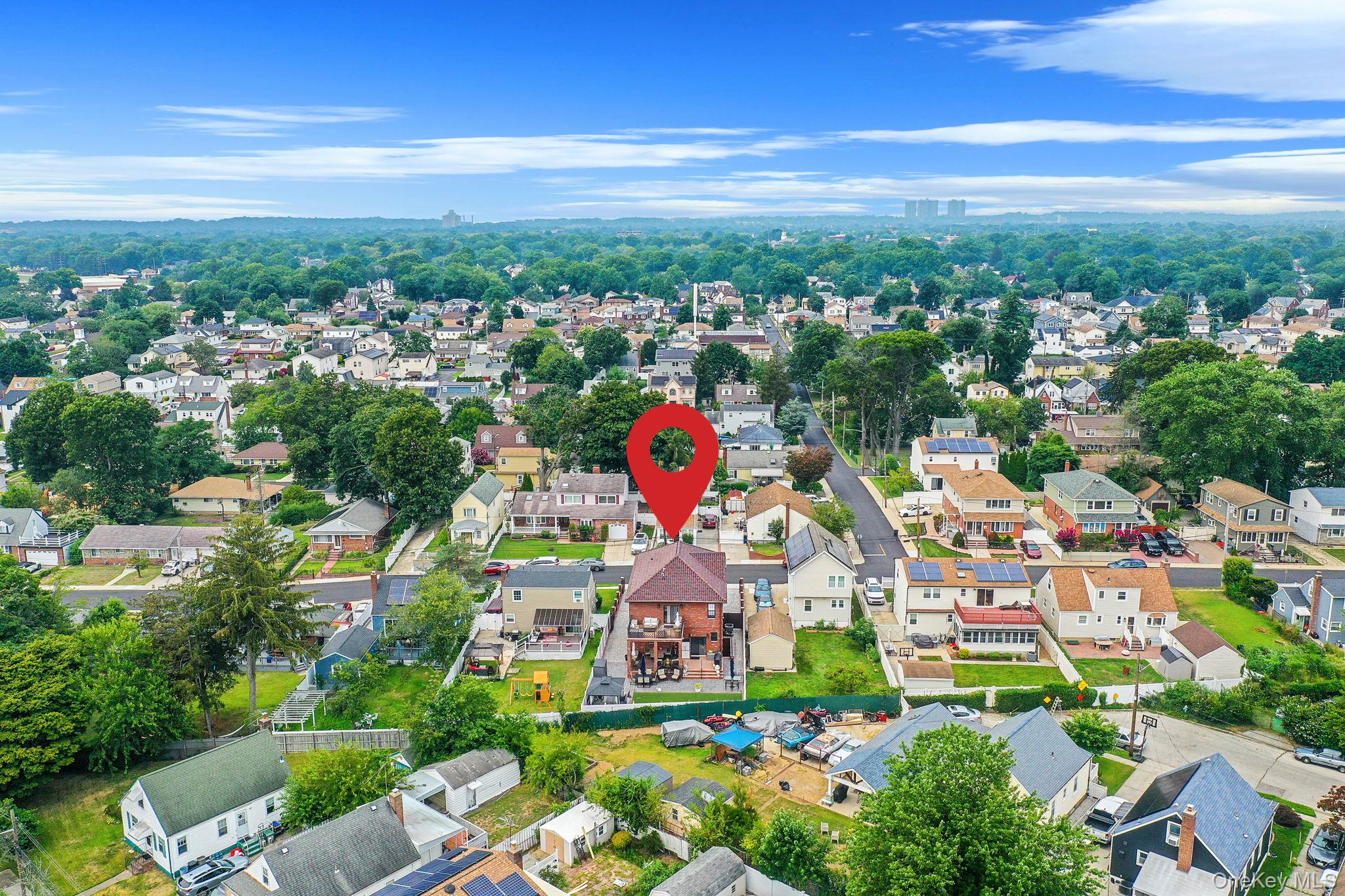 183 Arthur Avenue, Floral Park, NY 11001