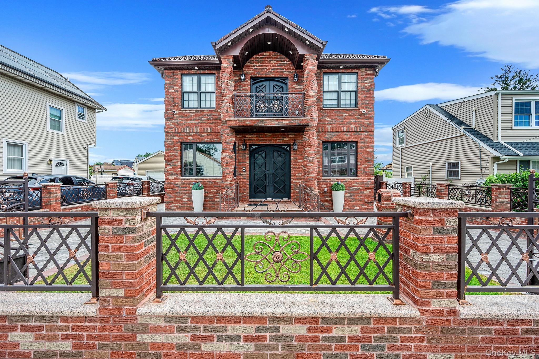 183 Arthur Avenue, Floral Park, NY 11001