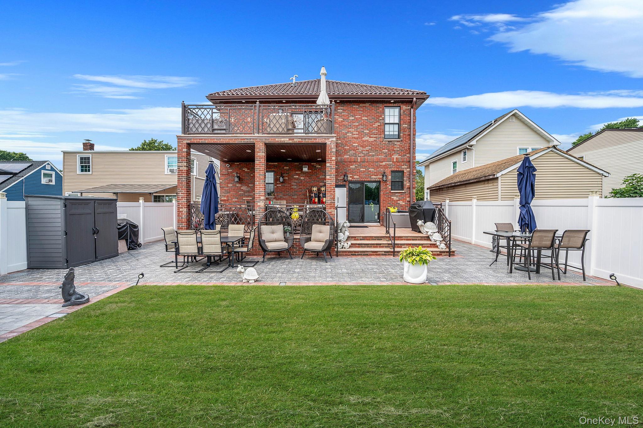 183 Arthur Avenue, Floral Park, NY 11001