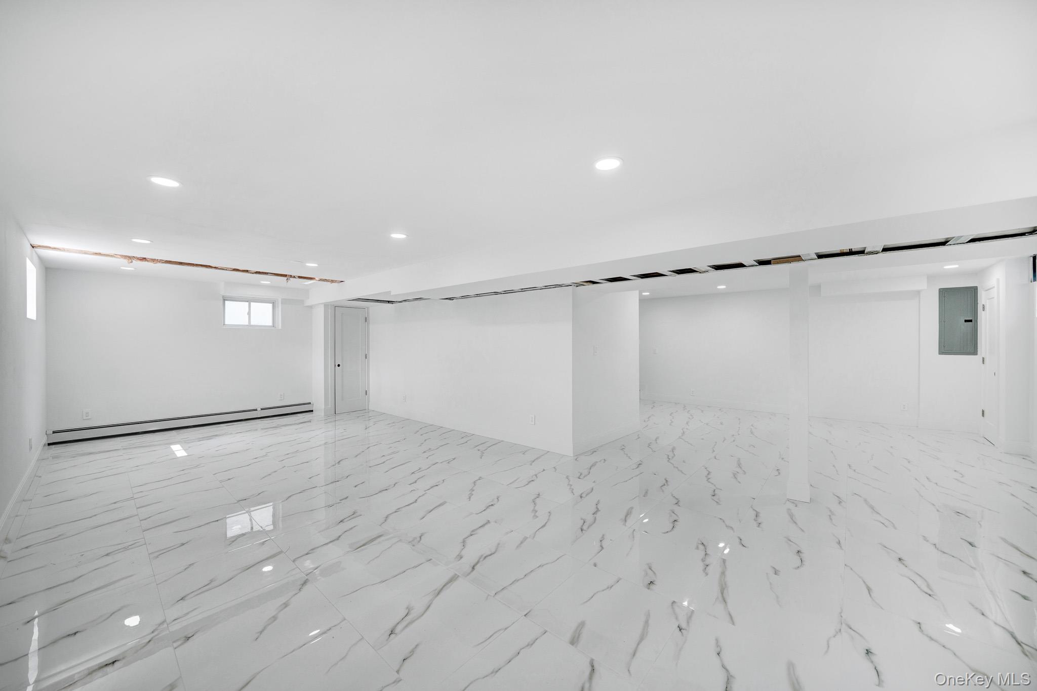 63 Oak Avenue, Huntington Station, NY 11746