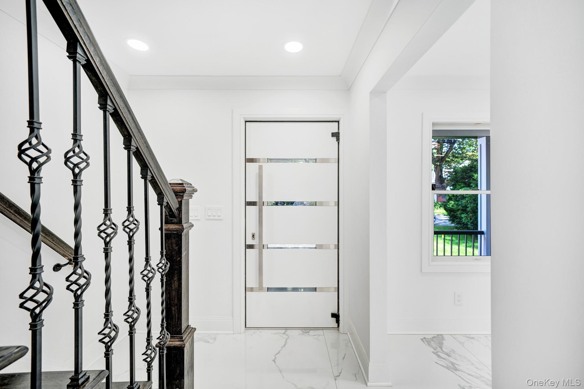 63 Oak Avenue, Huntington Station, NY 11746