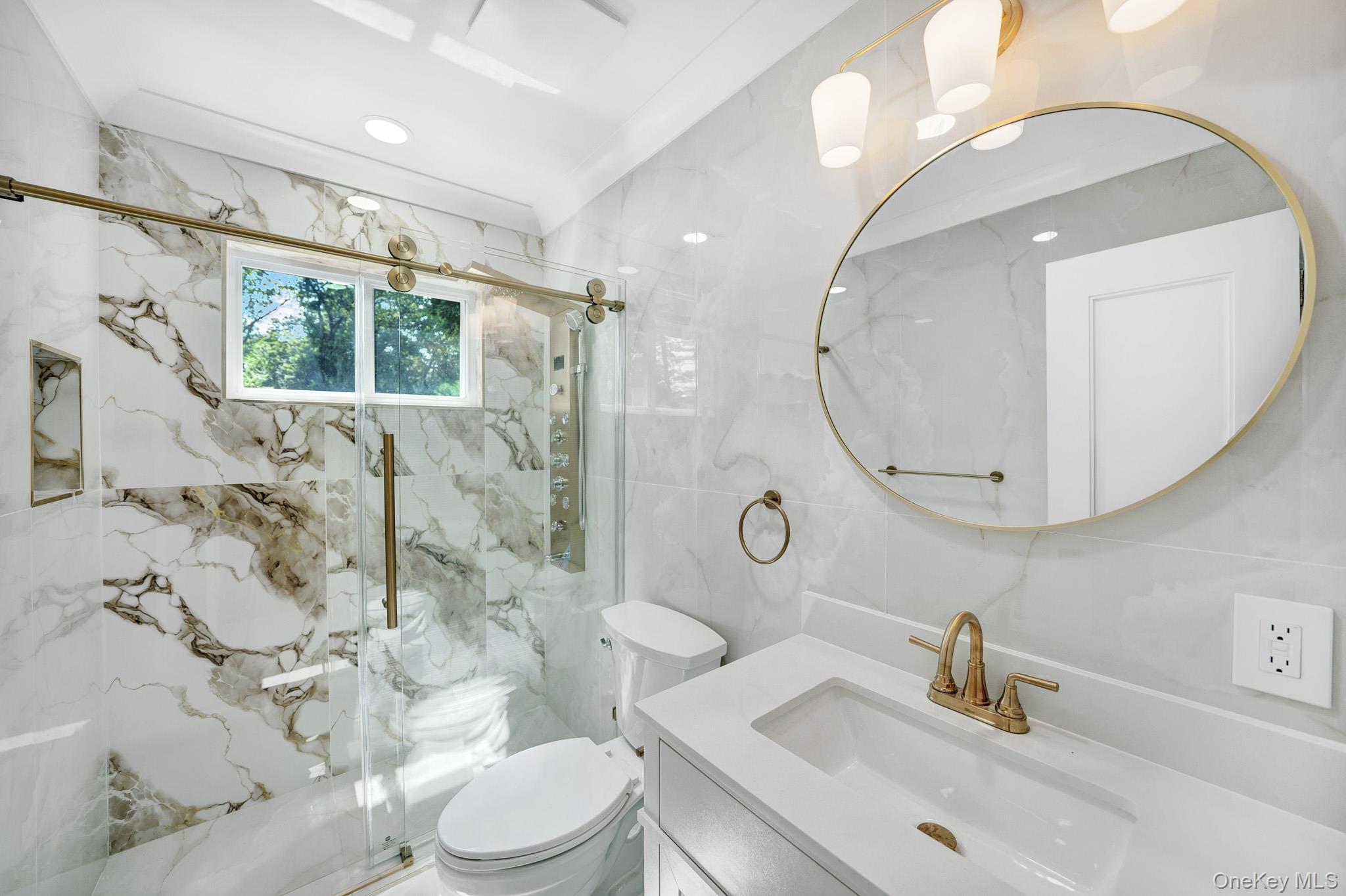 63 Oak Avenue, Huntington Station, NY 11746