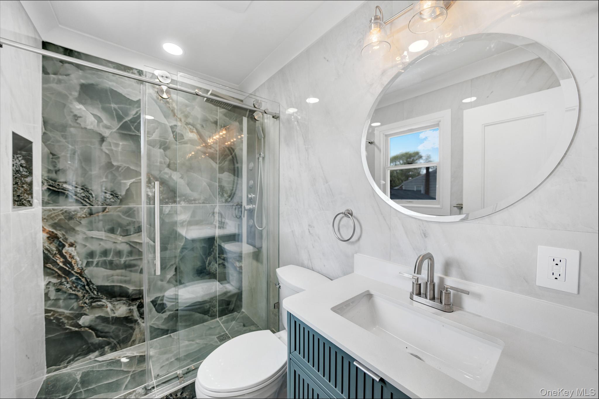 63 Oak Avenue, Huntington Station, NY 11746