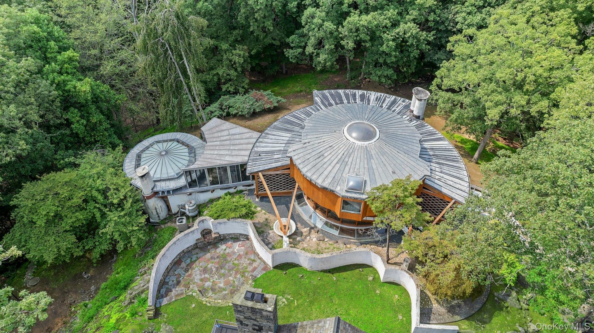 196 Furnace Dock Road, Cortlandt Manor, NY 10567