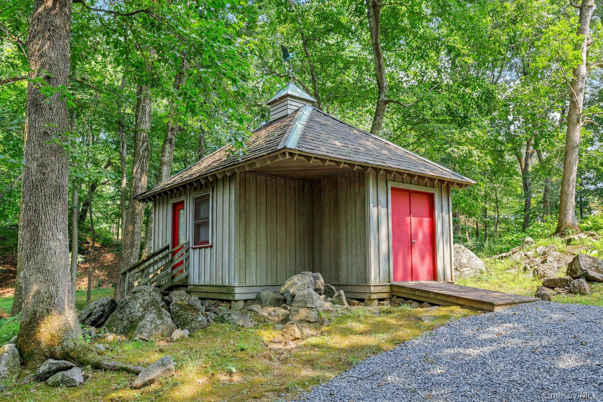 196 Furnace Dock Road, Cortlandt Manor, NY 10567