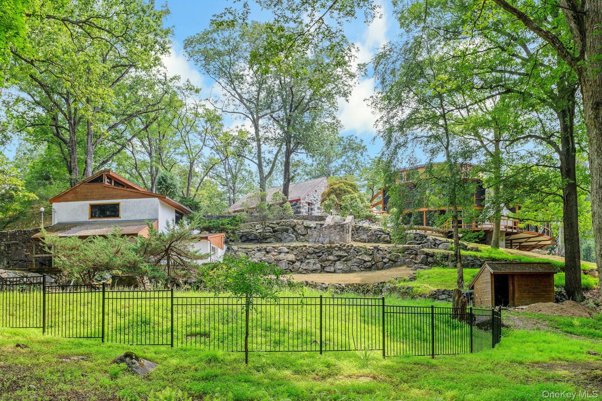 196 Furnace Dock Road, Cortlandt Manor, NY 10567