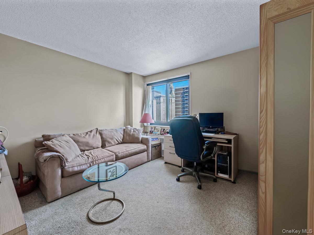 77 Fulton Street # 19C, New York (Manhattan), NY 10038