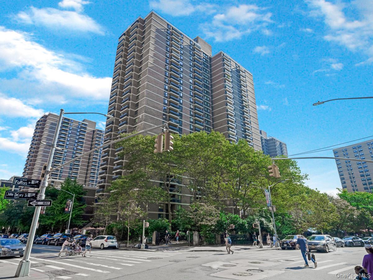 77 Fulton Street # 19C, New York (Manhattan), NY 10038