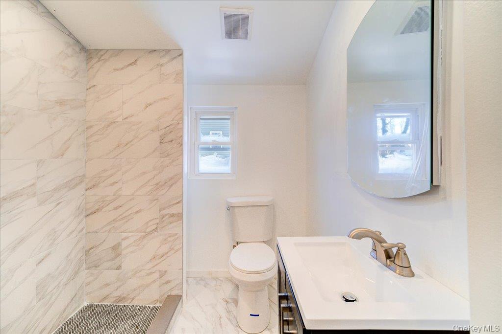 11 Spring Glen Road, Mountain Dale, NY 12763