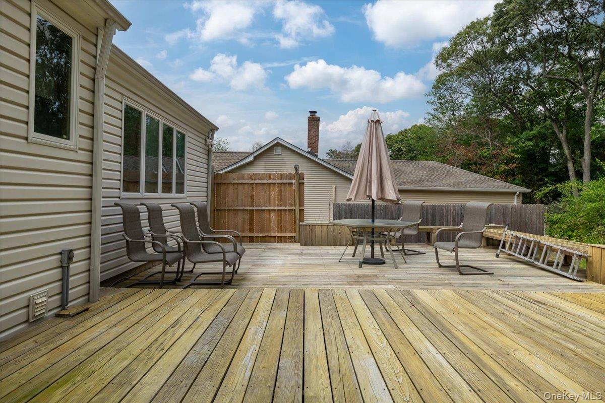 281 Kohr Road, Kings Park, NY 11754