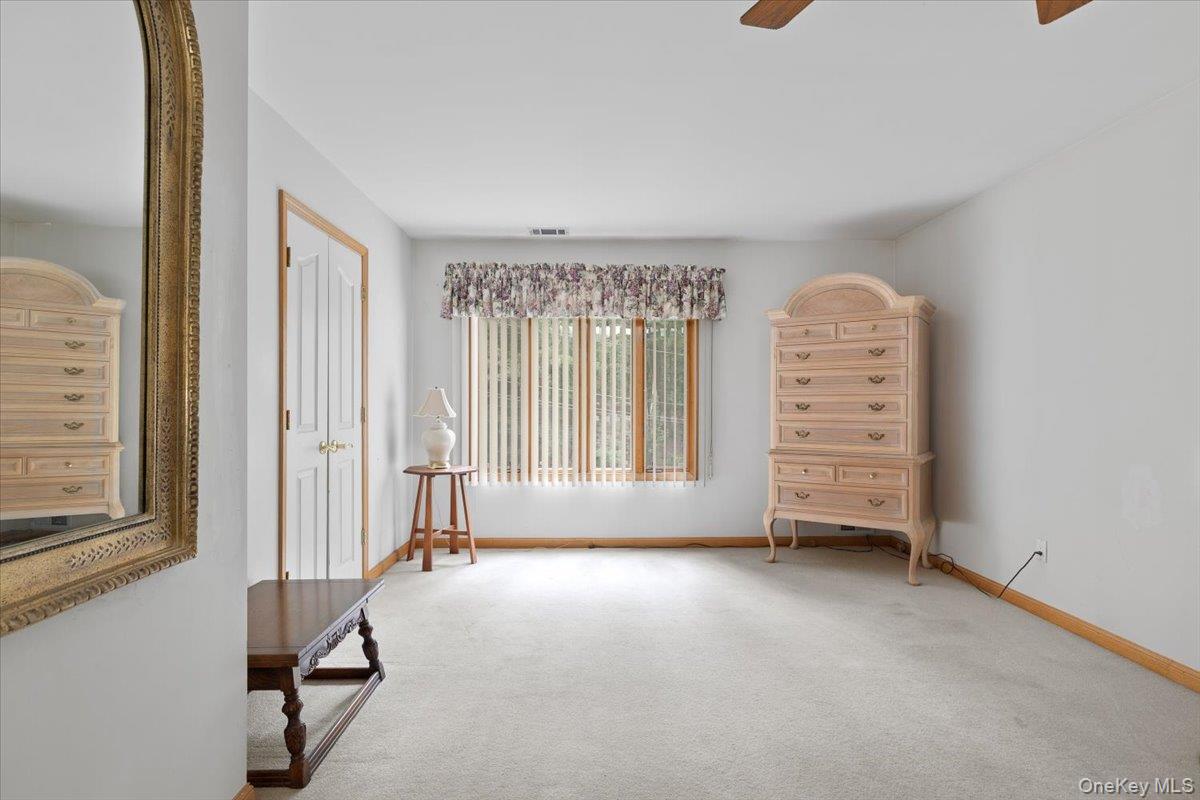 281 Kohr Road, Kings Park, NY 11754