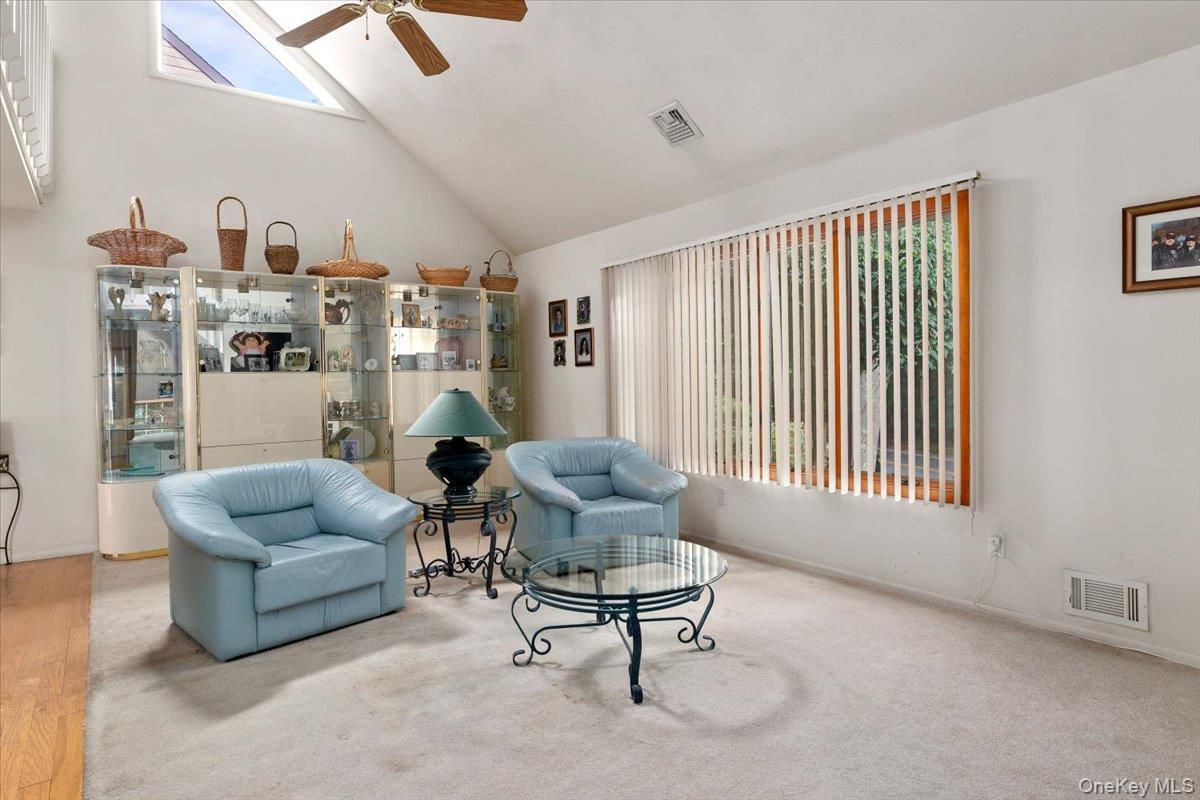 281 Kohr Road, Kings Park, NY 11754