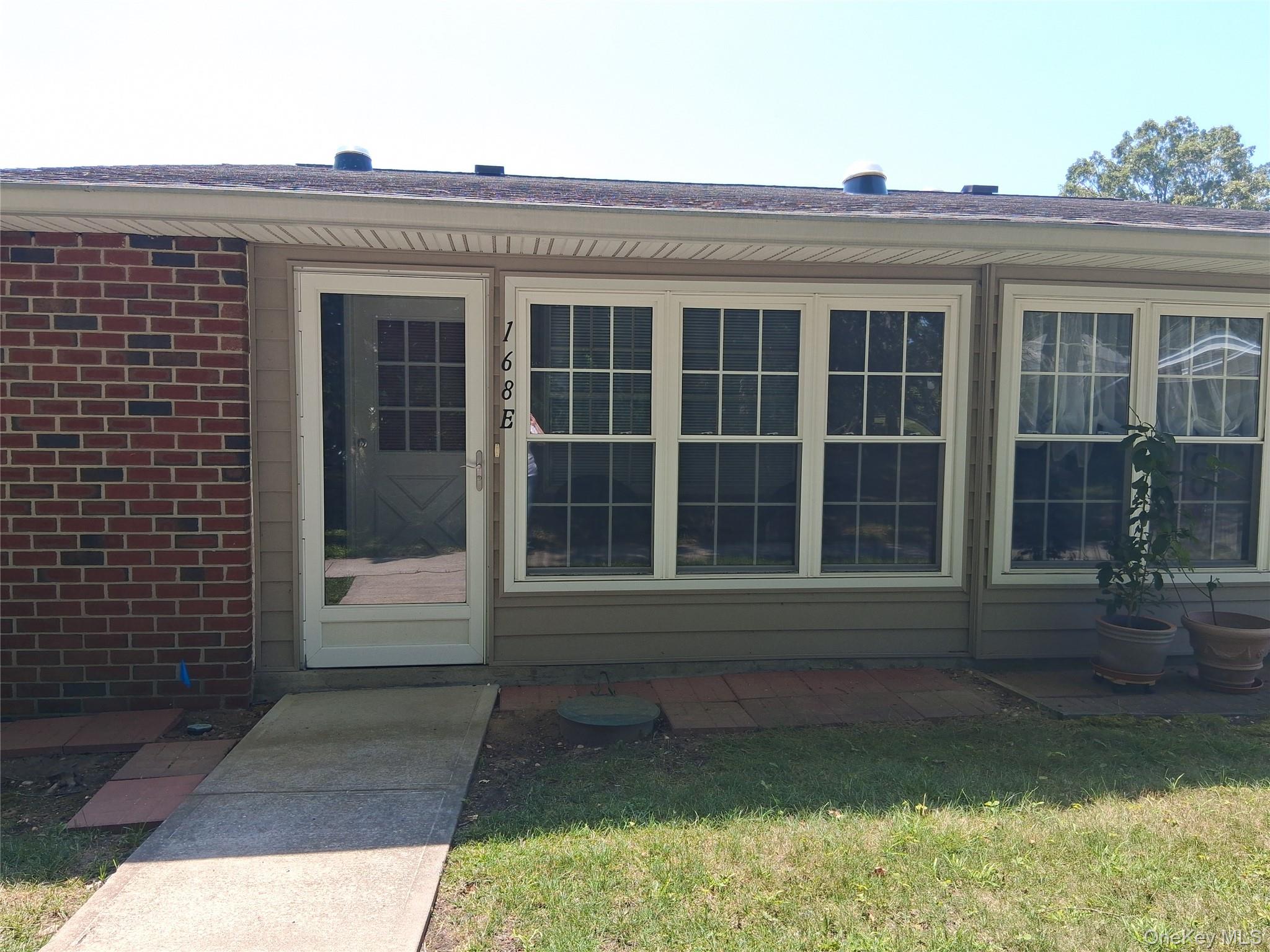 168 Ventry Court # E, Ridge, NY 11961