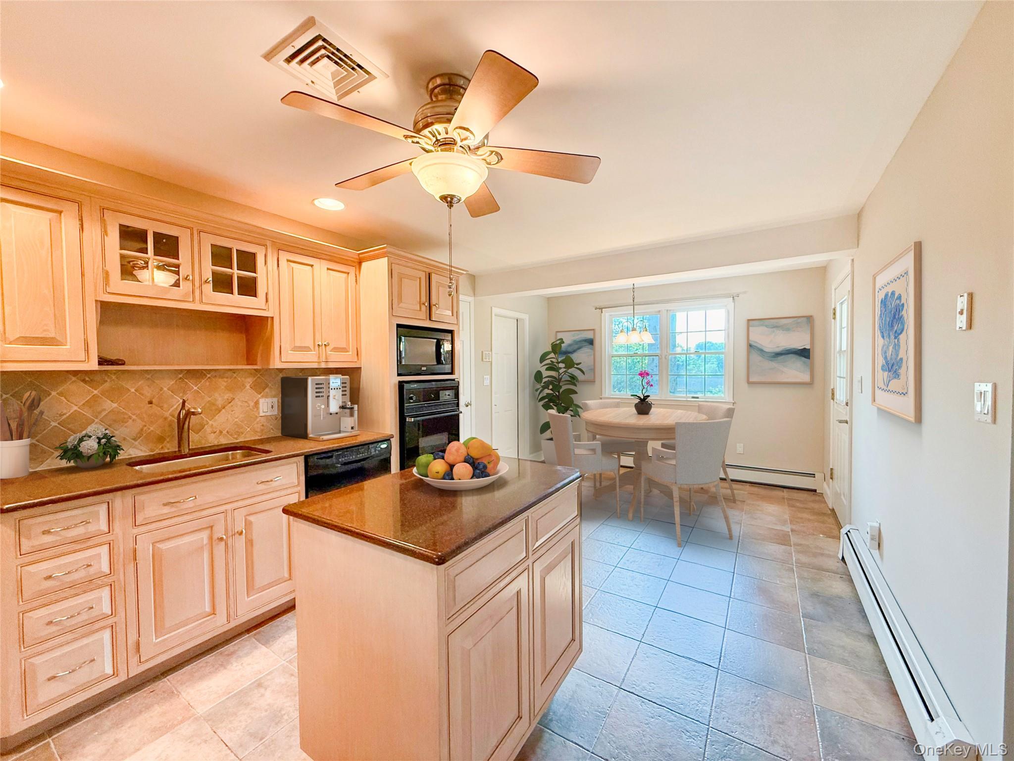 4 Dutch Court, West Nyack, NY 10994