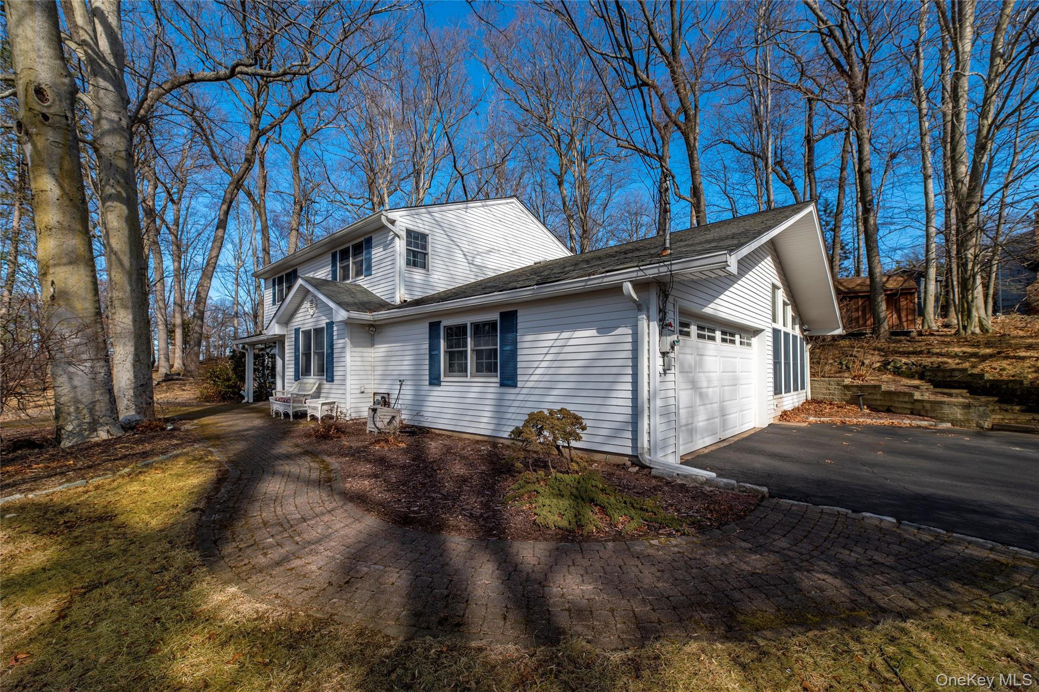 4 Dutch Court, West Nyack, NY 10994