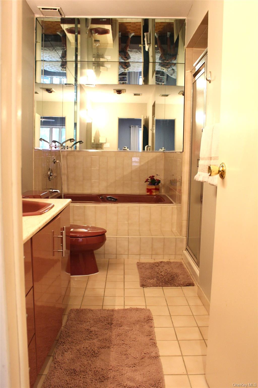 2 Rose Court, East Islip, NY 11730