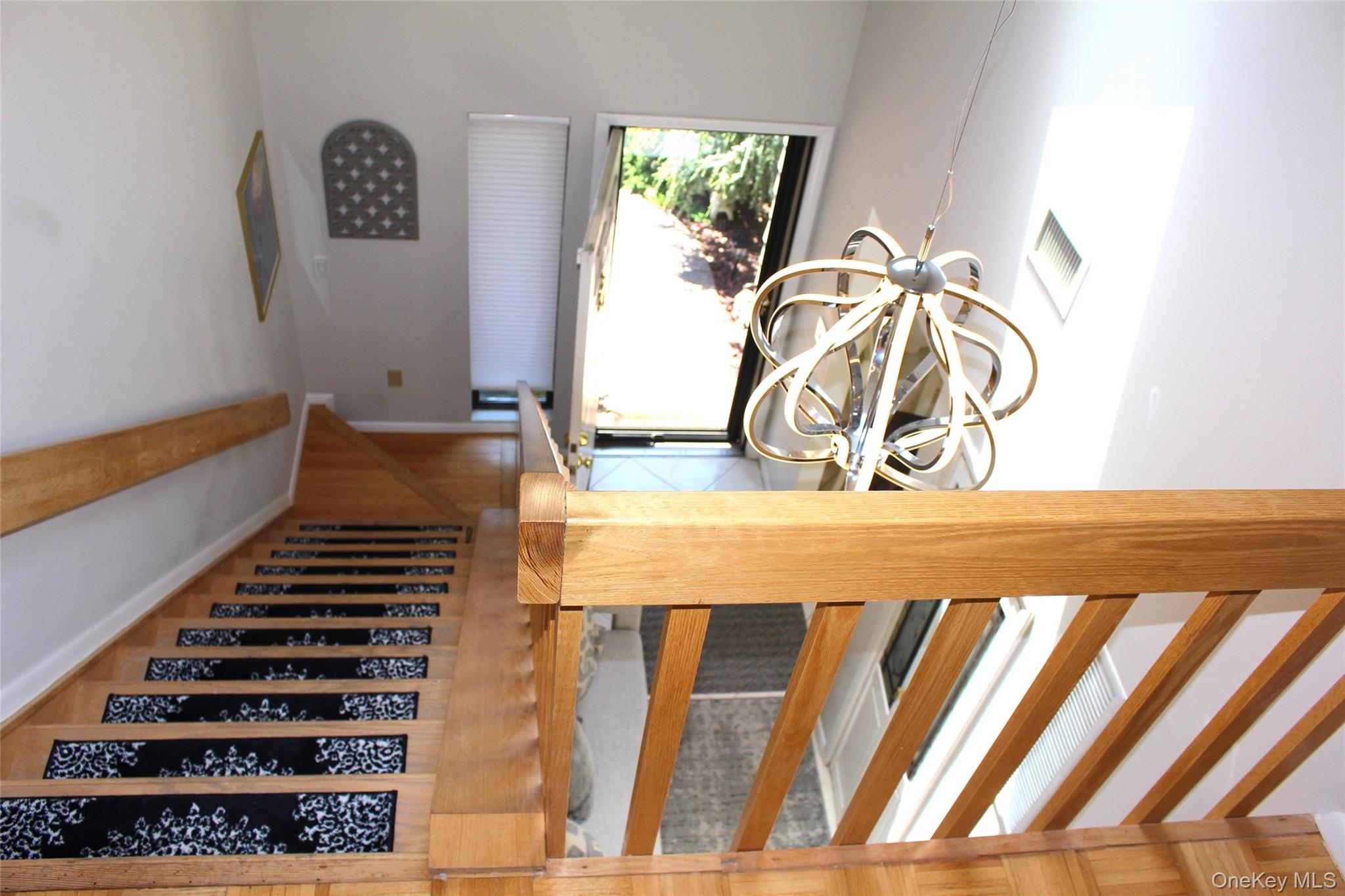 2 Rose Court, East Islip, NY 11730