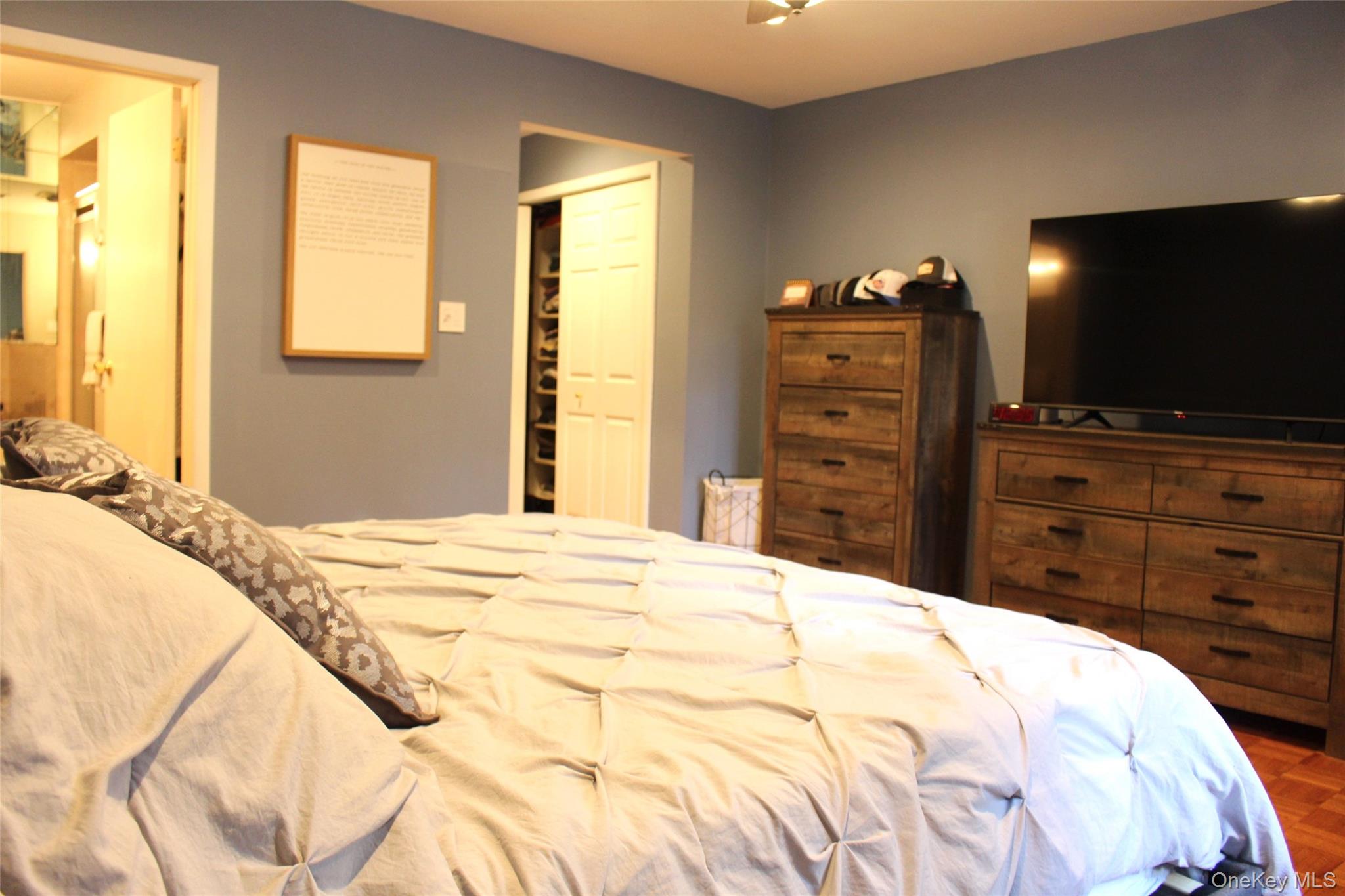 2 Rose Court, East Islip, NY 11730