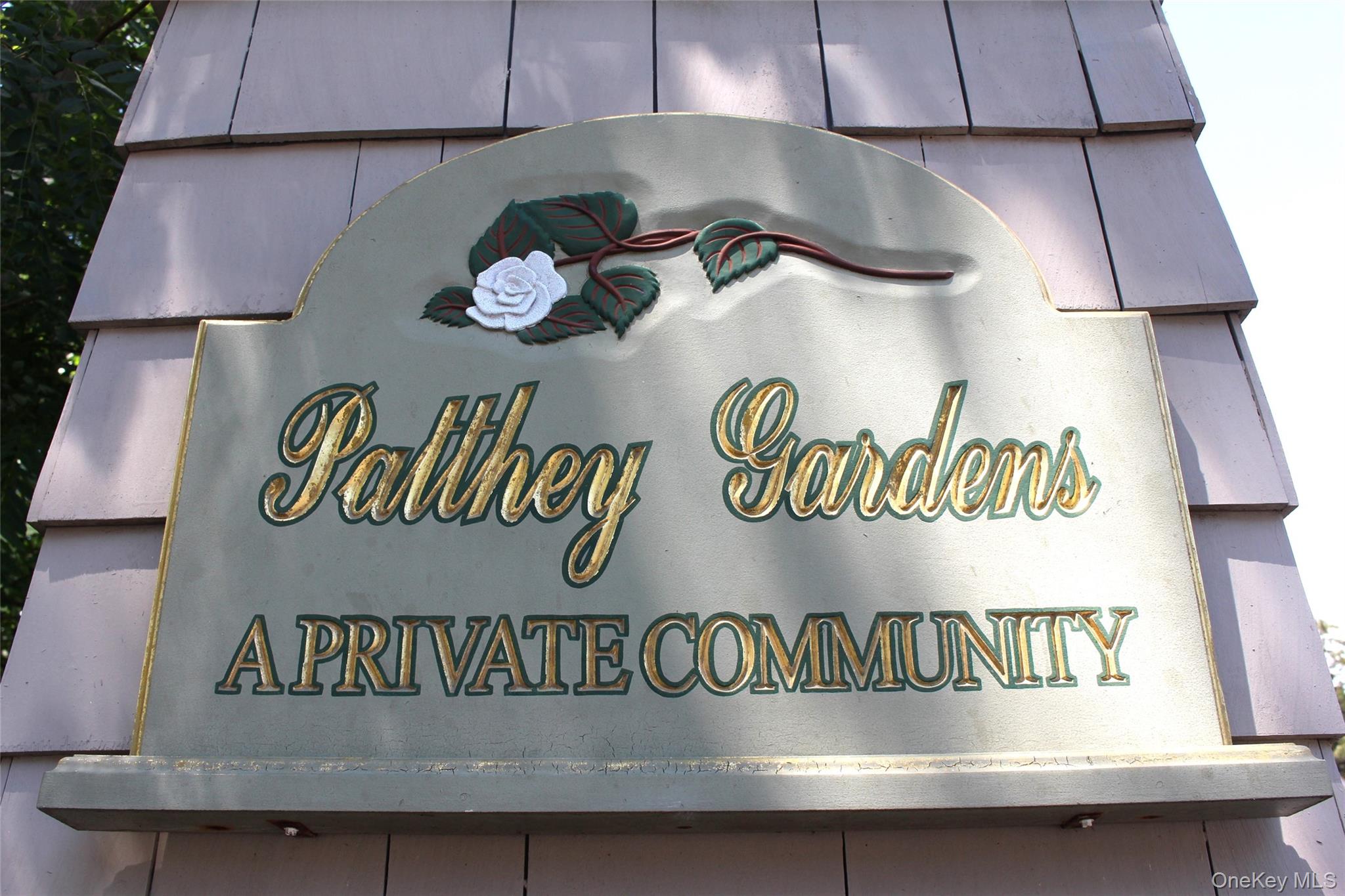 2 Rose Court, East Islip, NY 11730